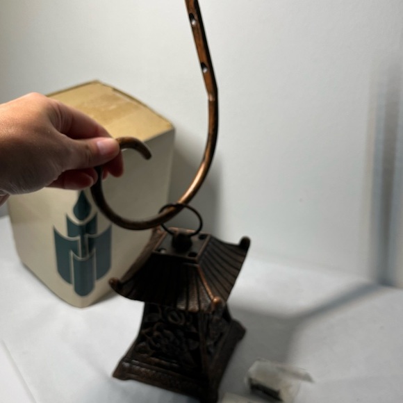 PartyLite Antique Bronze Cast Iron LOTUS LANTERN - Picture 4 of 7